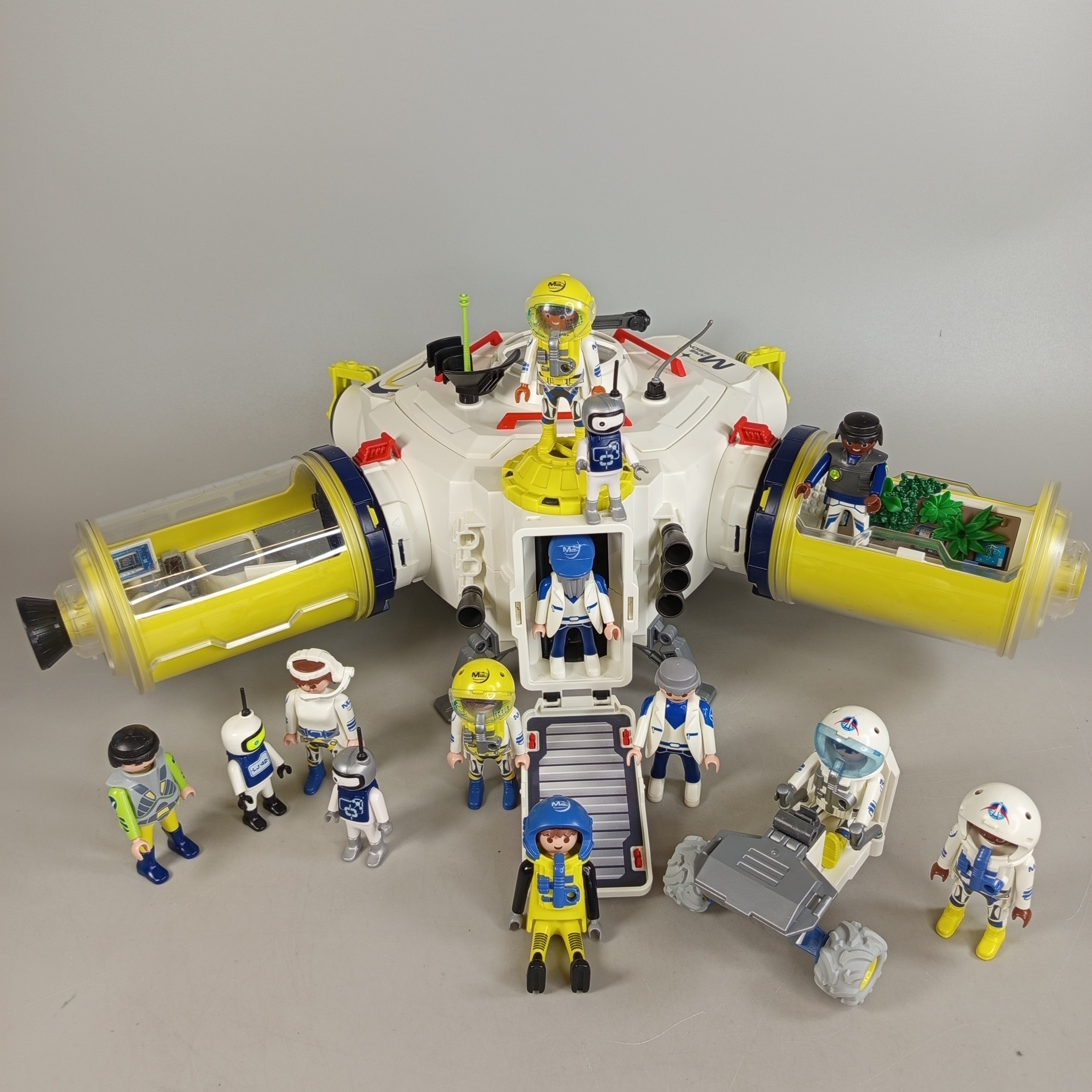 Playmobil Raumstation – Set mit 17 Figuren & Zubehör